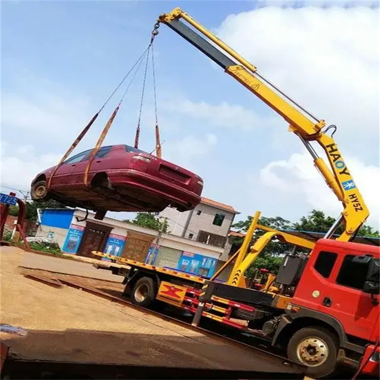 硚口吊车吊汽车的正确方法